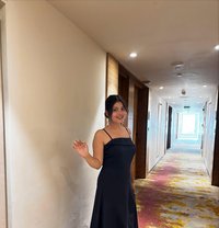 Harshita - puta in Thrissur