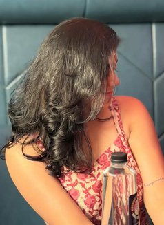 Harshita Sharma - puta in Chennai Photo 2 of 7