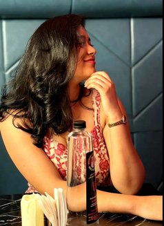 Harshita Sharma - puta in Chennai Photo 3 of 7