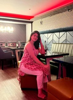 Harshita Sharma - puta in Chennai Photo 5 of 7