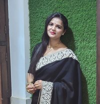 Harshita Sharma - escort in Kolkata Photo 1 of 8