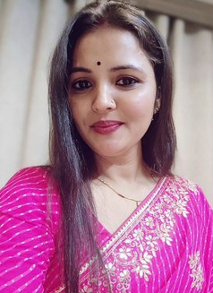 Harshita Sharma - escort in Kolkata Photo 7 of 8