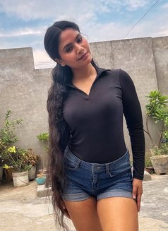 Harshita Sharma - escort in New Delhi Photo 1 of 3