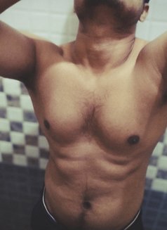 Harshith - Male escort in Bangalore Photo 2 of 8