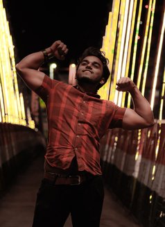 Harshu - Male escort in New Delhi Photo 1 of 5