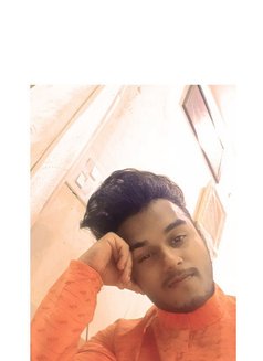 Harshu - Male escort in New Delhi Photo 3 of 5