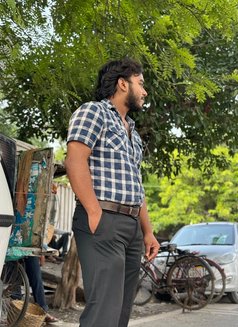 Harshu - Male escort in New Delhi Photo 4 of 5