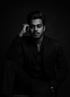 Harshu - Male escort in New Delhi Photo 9 of 13