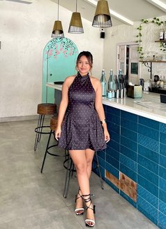 Harsita Borah - puta in Ahmedabad Photo 2 of 5