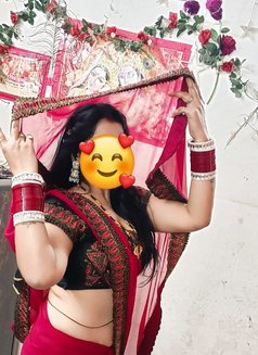 Haryanvi HOUSE WIFE in Delhi ANAL QUEEN - puta in New Delhi Photo 1 of 17