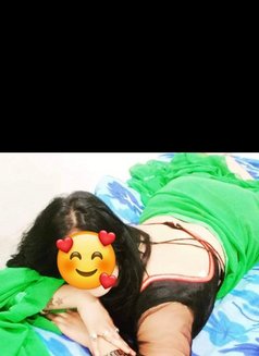 Haryanvi HOUSE WIFE in Delhi ANAL QUEEN - puta in New Delhi Photo 4 of 17