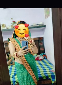 Haryanvi HOUSE WIFE in Delhi ANAL QUEEN - puta in New Delhi Photo 7 of 17