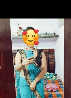 Haryanvi HOUSE WIFE in Delhi ANAL QUEEN - puta in New Delhi Photo 8 of 17