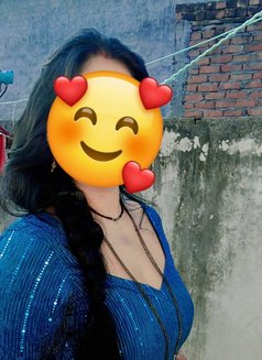 Haryanvi HOUSE WIFE in Delhi ANAL QUEEN - puta in New Delhi Photo 9 of 17