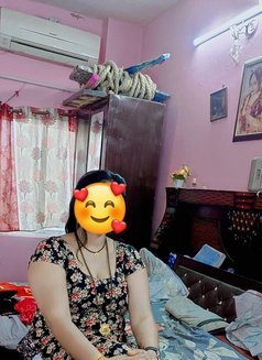 Haryanvi HOUSE WIFE in Delhi ANAL QUEEN - puta in New Delhi Photo 16 of 17