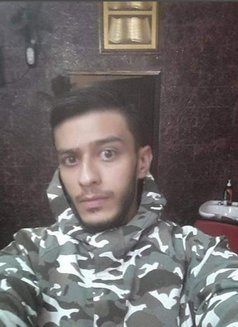 Hasan - Male escort in Beirut Photo 3 of 4