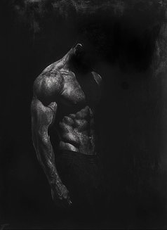 Hasan - Acompañantes masculino in Beirut Photo 2 of 2