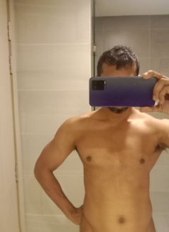 Hasan Shahriar - Intérprete masculino de adultos in Dhaka Photo 5 of 5