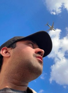 Hashay - Acompañantes masculino in Doha Photo 2 of 2