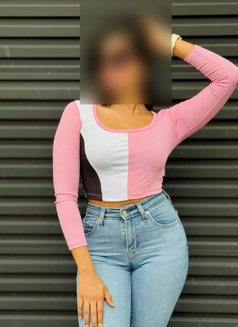 Hasini ( 8am 3. 30pm Only ) - escort in Colombo Photo 6 of 9