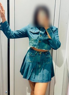 Hasini ( 8am 3. 30pm Only ) - escort in Colombo Photo 8 of 9