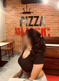 Hasini ( 8am 3. 30pm Only ) - escort in Colombo Photo 7 of 8