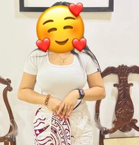 Hasini - escort in Colombo