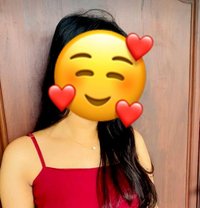 Hasini - escort in Colombo