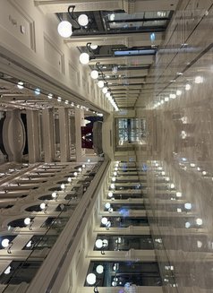 Hass - Transsexual escort in Dubai Photo 1 of 1