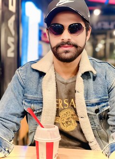 Hassan Shah - Male escort in Lahore Photo 4 of 7