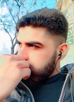 Hassan Shah - Male escort in Lahore Photo 6 of 7