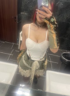 Hasti - escort in Muscat Photo 7 of 8