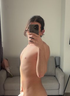 Hatan - Transsexual escort in Dubai Photo 2 of 2