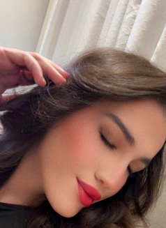Hatan ๐ธ๐ฆ - Transsexual escort in Riyadh Photo 12 of 14