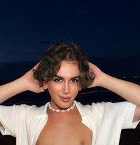 Hattan - Transsexual escort in Riyadh Photo 24 of 26