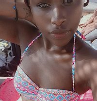 Haven - escort in Batroun