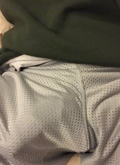 Hay 15 Cm - Male escort in Riyadh Photo 1 of 6