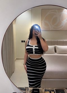 Haya - Transsexual escort in Riyadh Photo 1 of 5