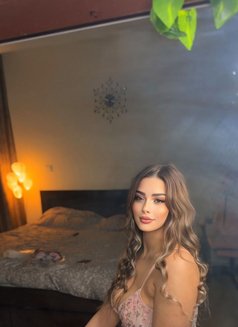 Haya syrian هيا - escort in Dubai Photo 3 of 6