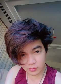 Hayami - Male escort in Al Manama Photo 1 of 4