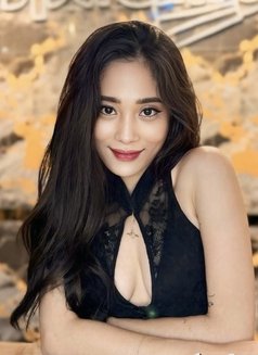 Hayashi - escort in Manila Photo 6 of 9