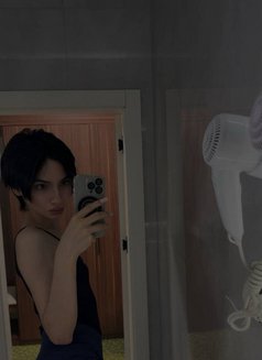 Hayat - Transsexual escort in Baku Photo 2 of 6