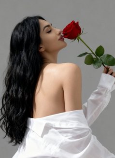 Hayat - Transsexual escort in Riyadh Photo 11 of 12