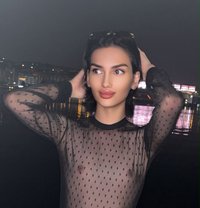 Hayat - Acompañantes transexual in İstanbul