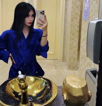 Hayat - Transsexual escort in Riyadh
