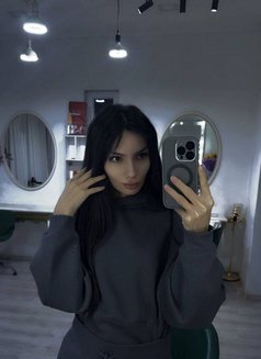 Hayat - Transsexual escort in Baku Photo 8 of 9