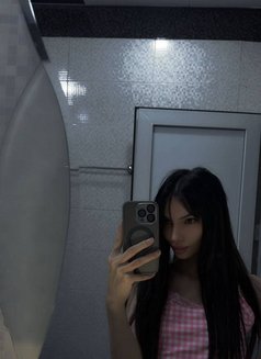 Hayat - Transsexual escort in Baku Photo 9 of 9