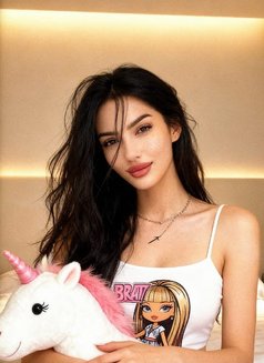 Hayat - Transsexual escort in Riyadh Photo 15 of 17