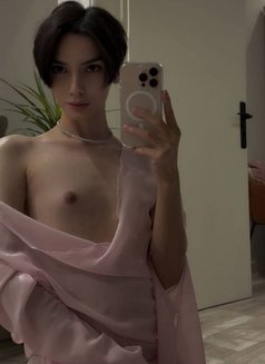 Hayat - Male escort in Riyadh Photo 30 of 30