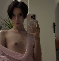 Hayat - Male escort in Riyadh Photo 30 of 30